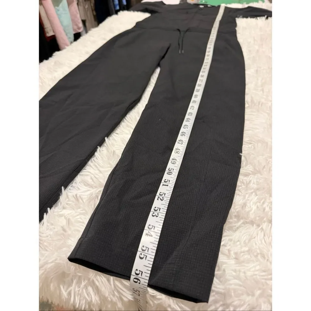 Lululemon Ventlight Zippered Jumpsuit in Black Size 4